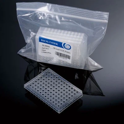PCR Plates-96well Halvskjørt Produksjon på lager Høy kvalitet